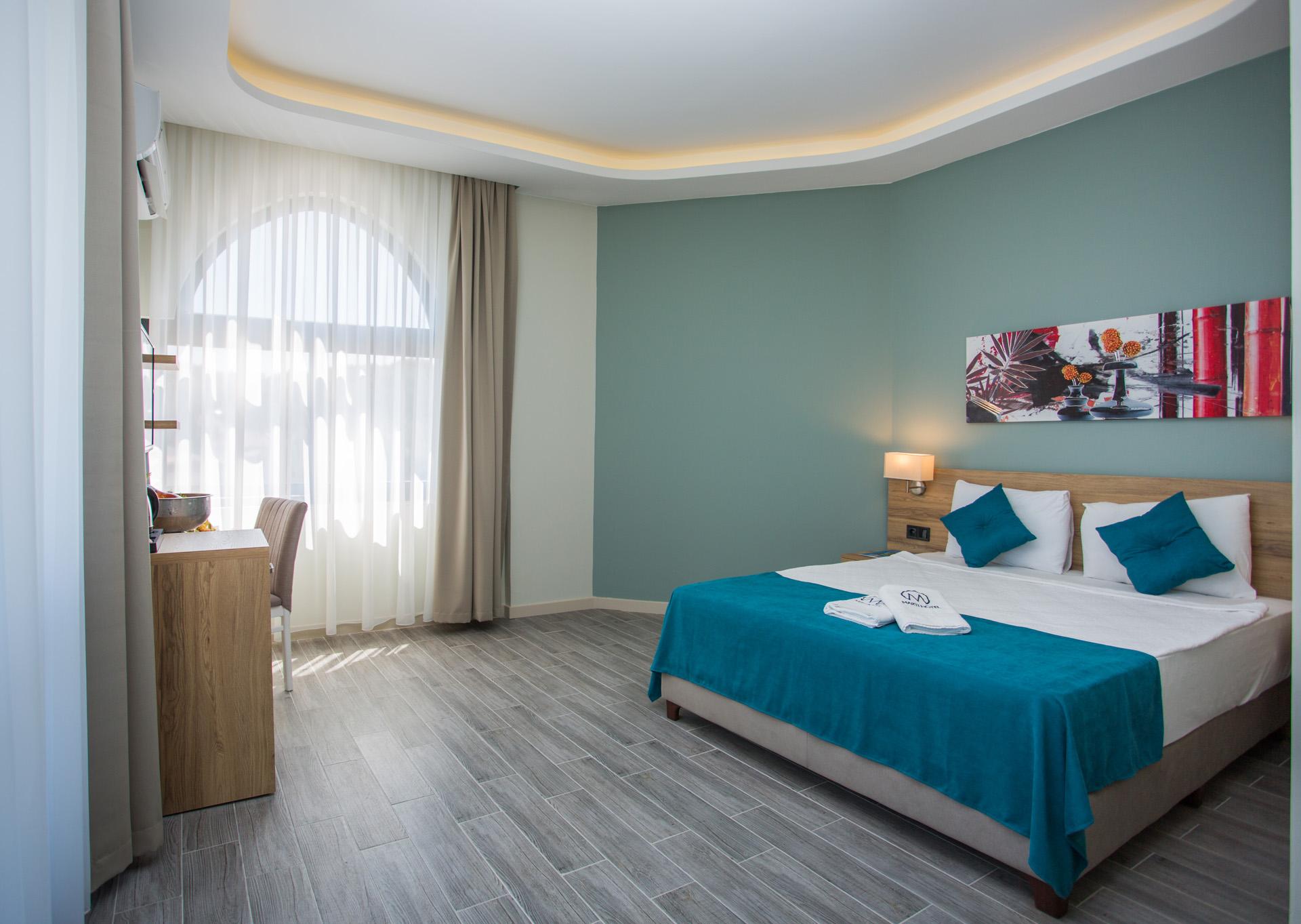 Marti Prime Beach Hotel Kusadasi Exterior photo
