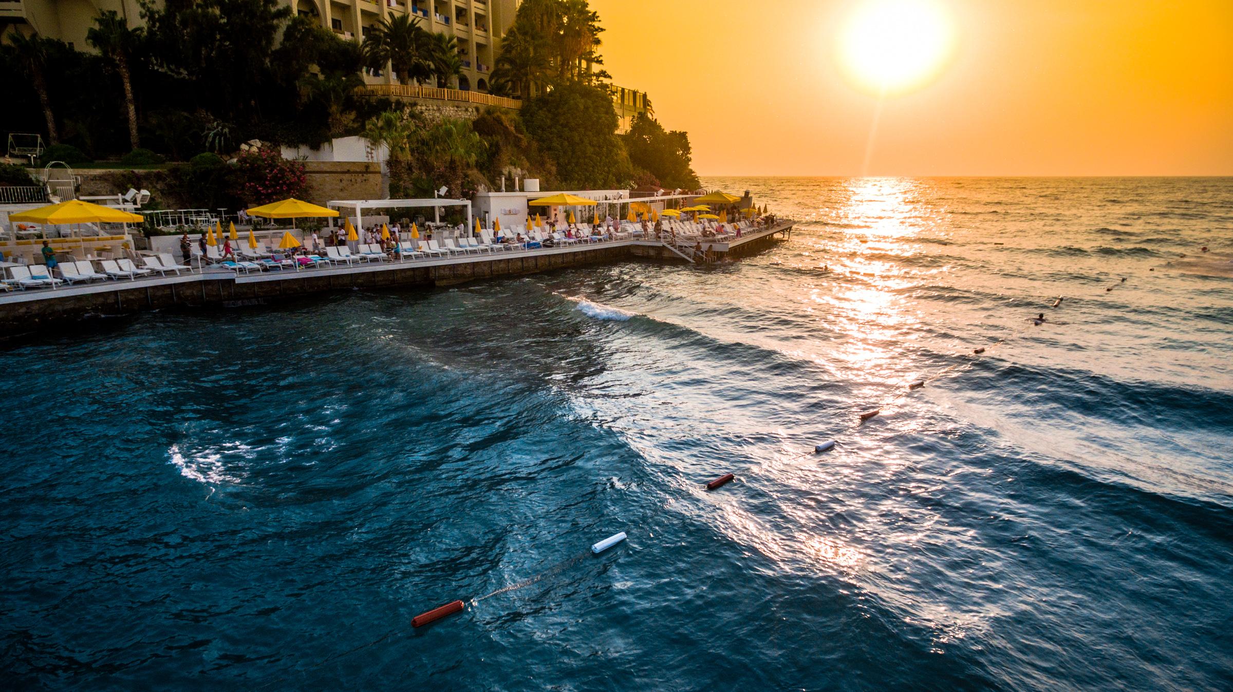 Marti Prime Beach Hotel Kusadasi Exterior photo