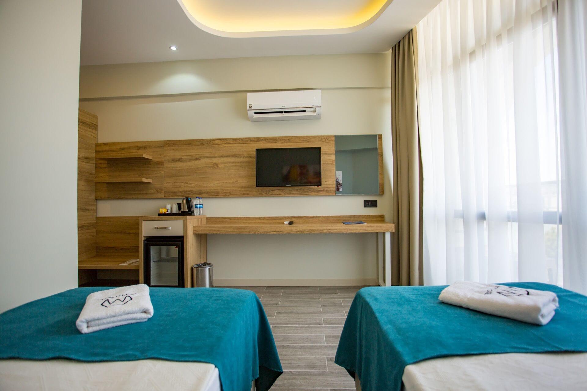 Marti Prime Beach Hotel Kusadasi Exterior photo