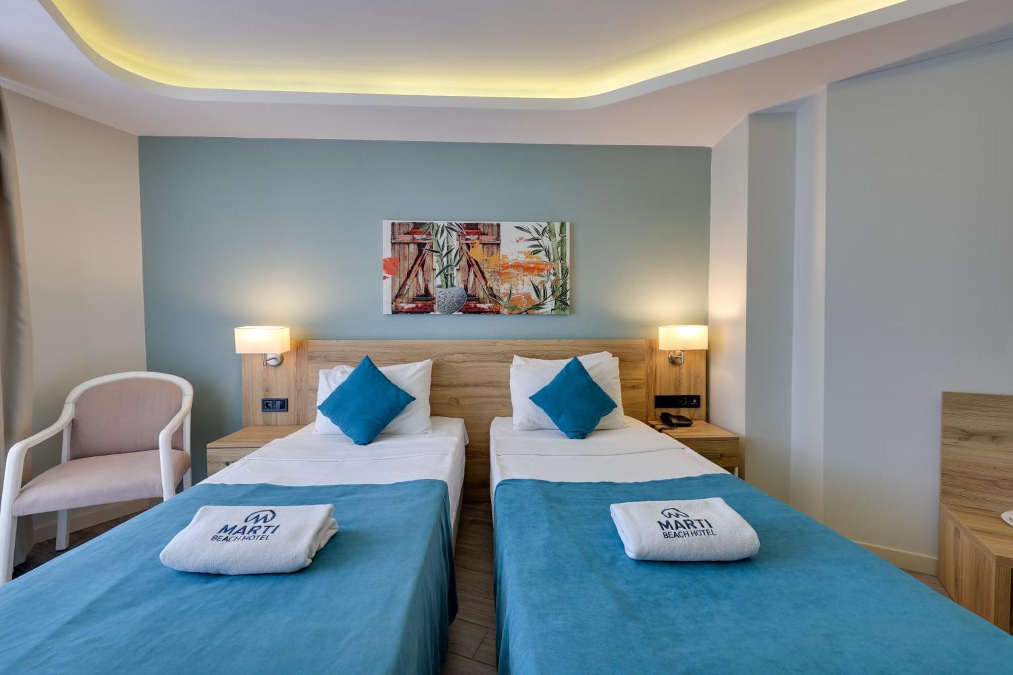 Marti Prime Beach Hotel Kusadasi Exterior photo